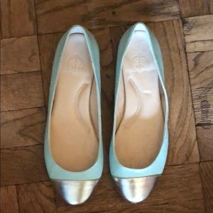 Adorable mint and gold C. Wonder flats